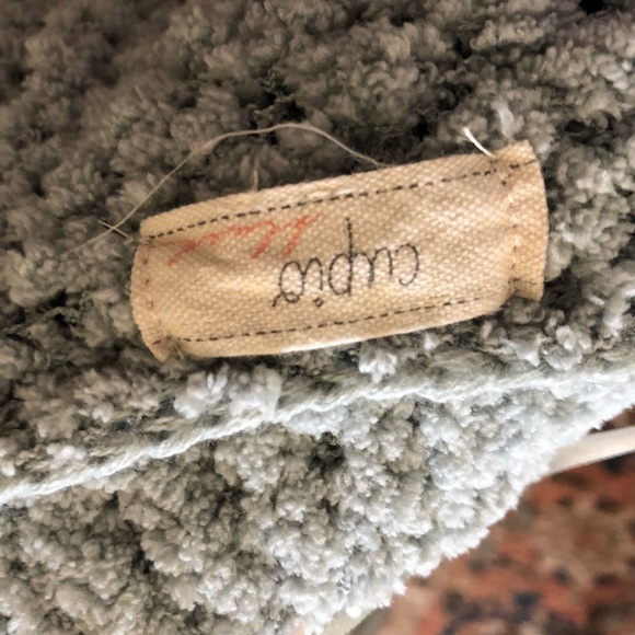 Sweater - Picture 3 of 3